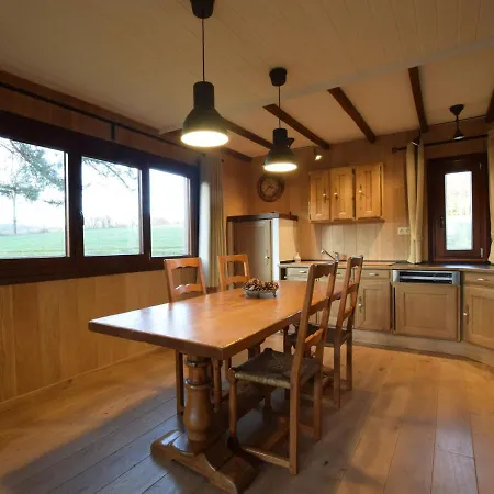 Very Welcoming And Cosy Chalet *